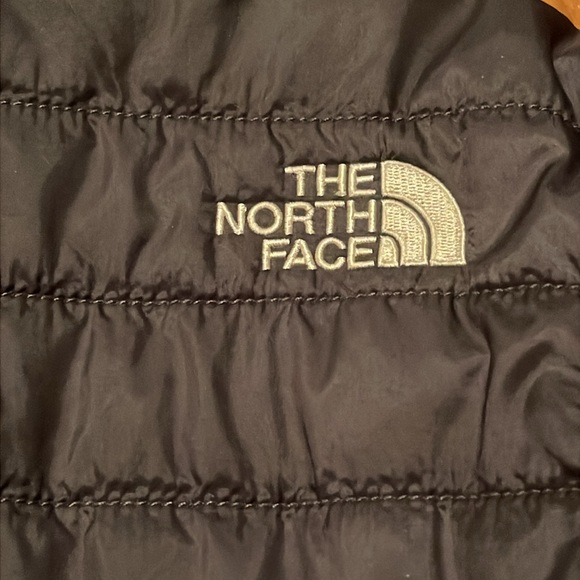 The North Face Reversible Puffer Sherpa Jacket- 7/8/Small - Picture 5 of 9